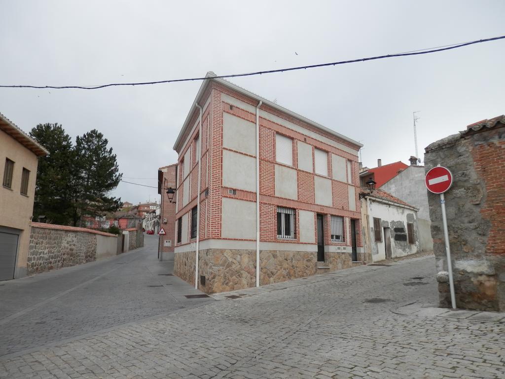 Vut Los Telares Muralla Ávila 객실 사진