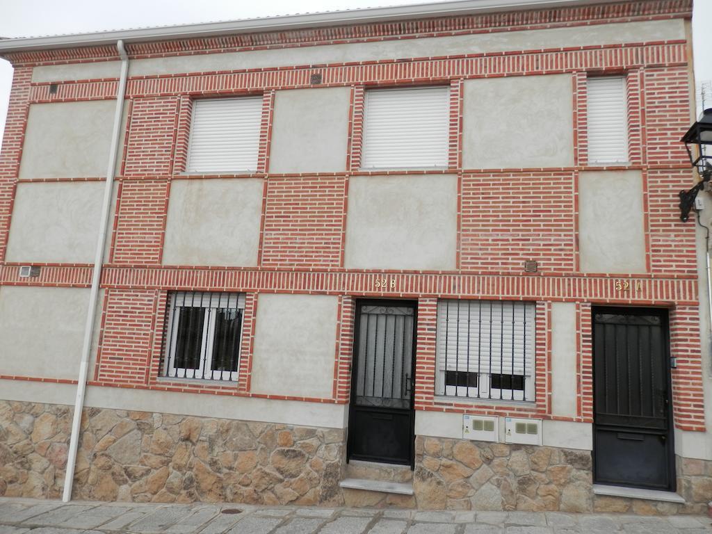 Vut Los Telares Muralla Ávila 객실 사진