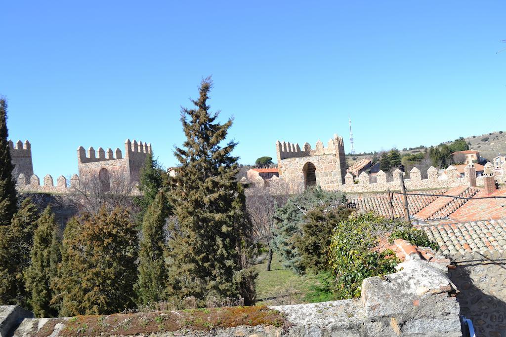 Vut Los Telares Muralla Ávila 객실 사진